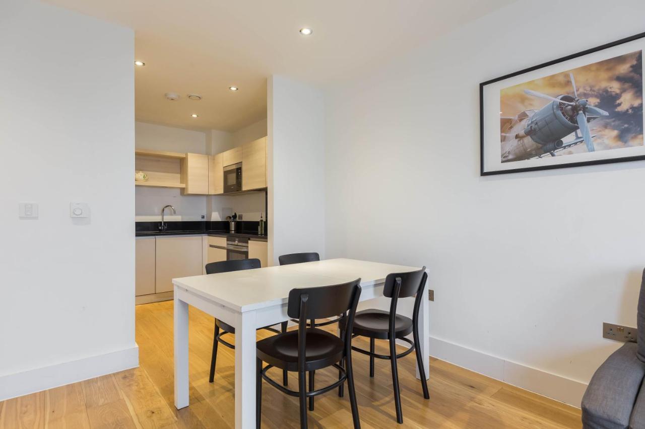 Portobello Apt With Floor-To-Ceiling Views Londyn Zewnętrze zdjęcie